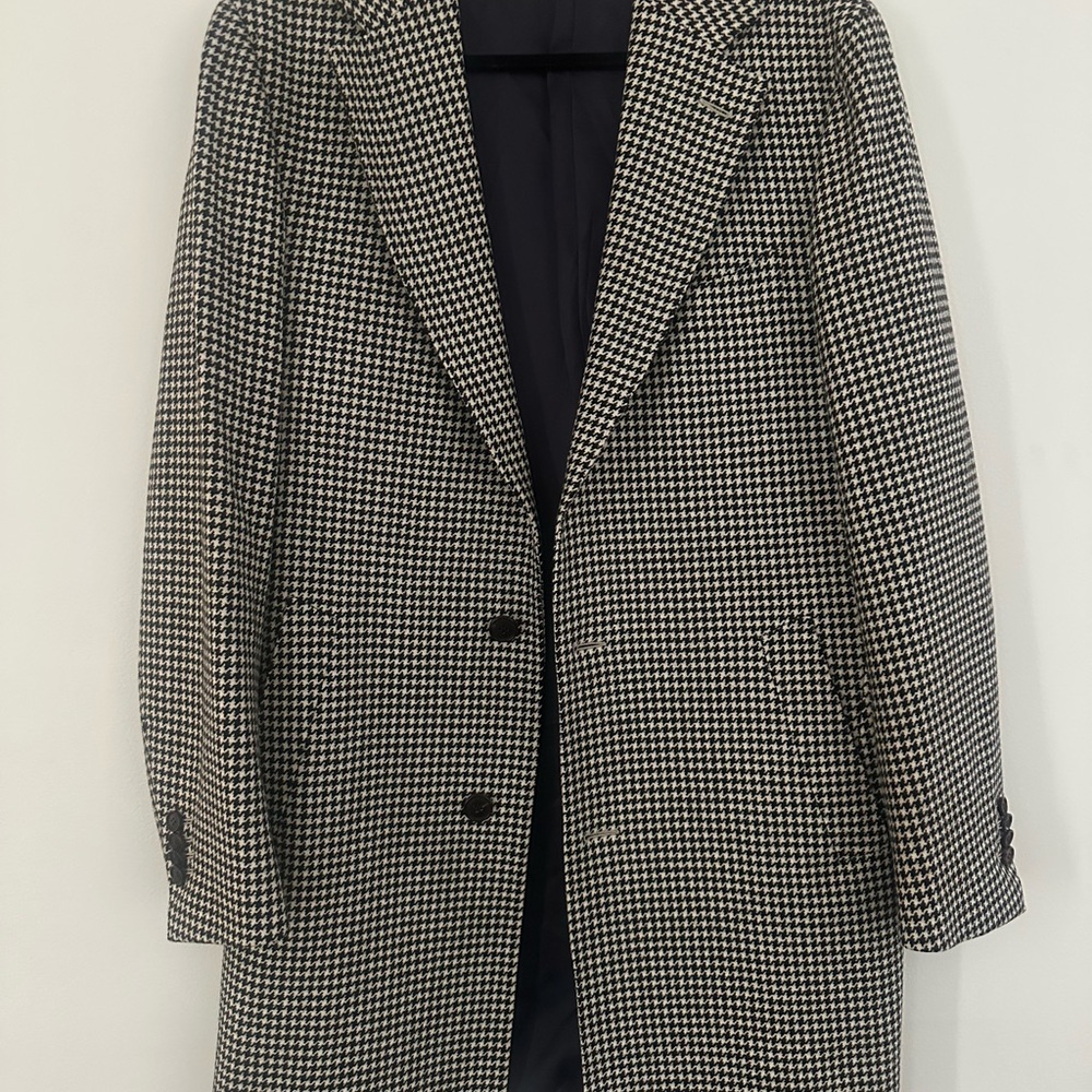 Black and White Houndstooth Coat